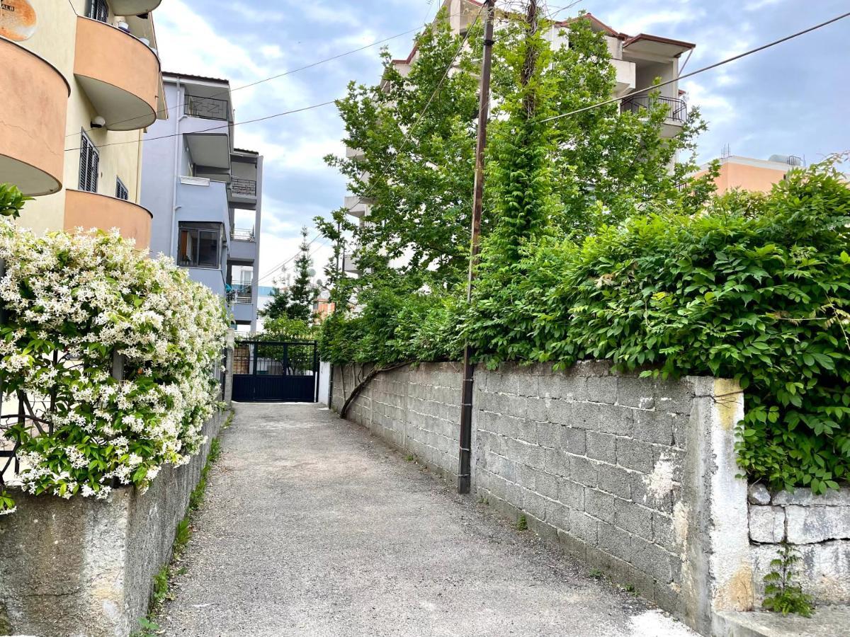 Lumturi Resident Apartment Durres